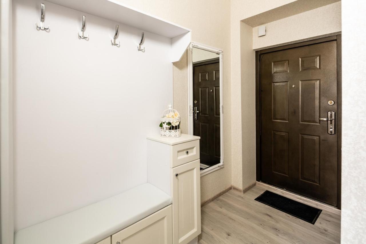 Alfa Apartments Krekhivska 11 Lviv Buitenkant foto